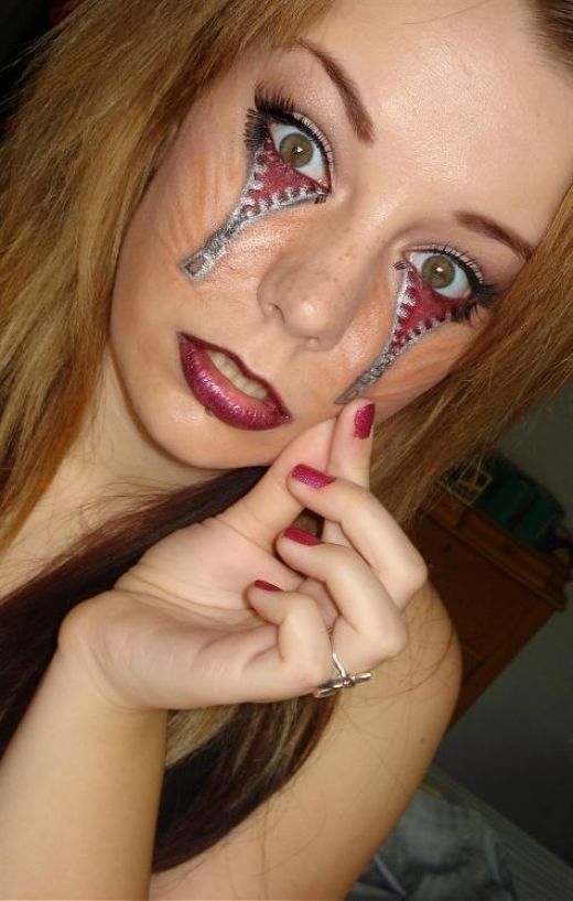 Two nice weird matching tattoos on the eyelids I kinda find this sexy 