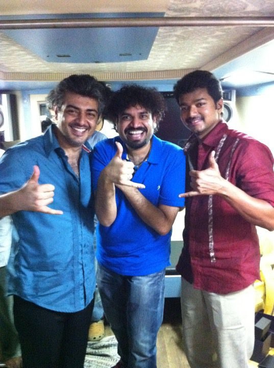 Superstars Ajith and Vijay togetherphoto gallery wallpapers