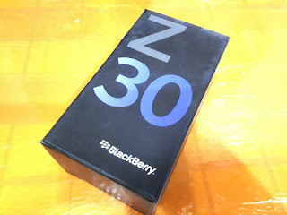 Dus Buku Hape Blackberry BB Z30 Box