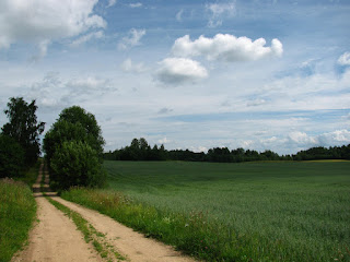 tee Kulli lähedal