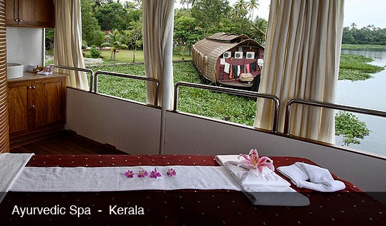  Vacation in Kerala Houseboat