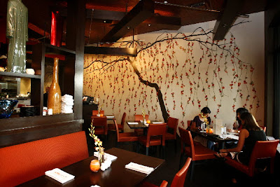 The wall Mural Art at Gardens' Asian restaurant - Wall Decor Ideas ...