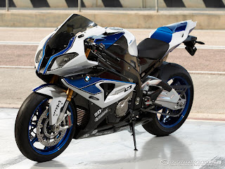 BMW HP4 2013