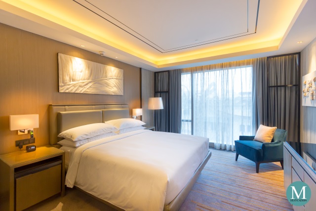 One-Bedroom Premium Suite at Hilton Manila