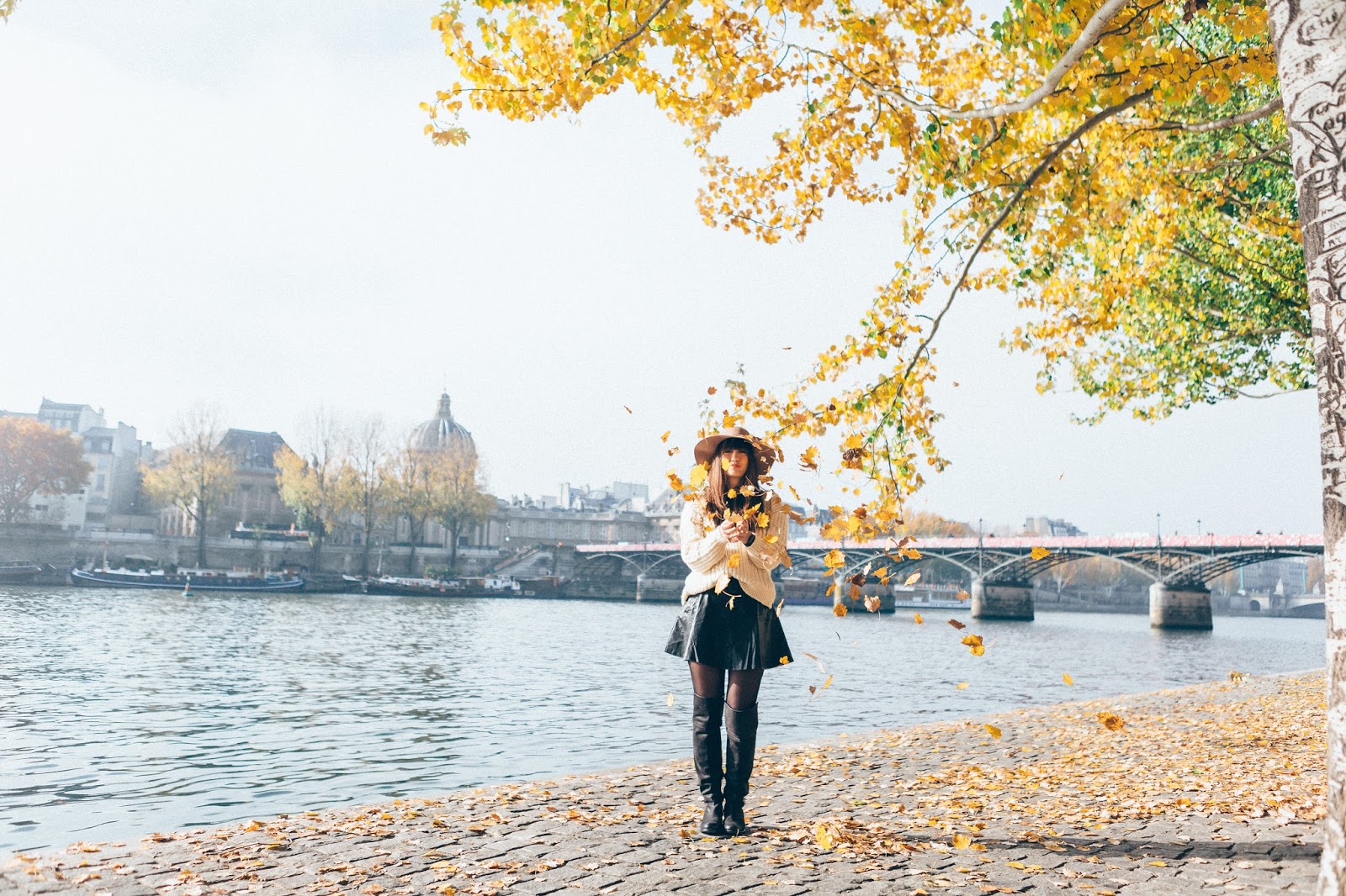 Parisian fashion blogger, Look, Streetstyle, Autumn Look, Fashion photography, Meet me in paree