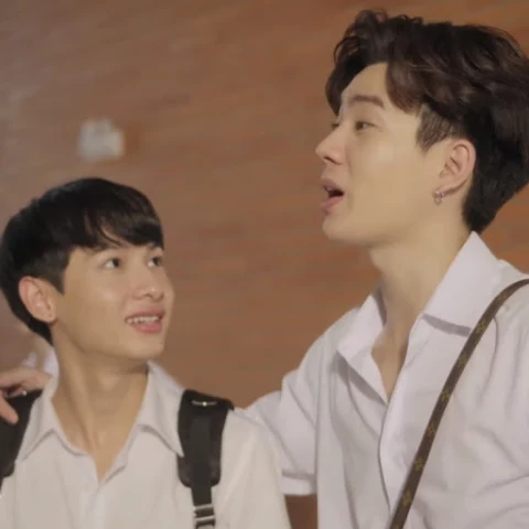 5 Cute Height-Difference BL Couples That Make You Go 'Aww'
