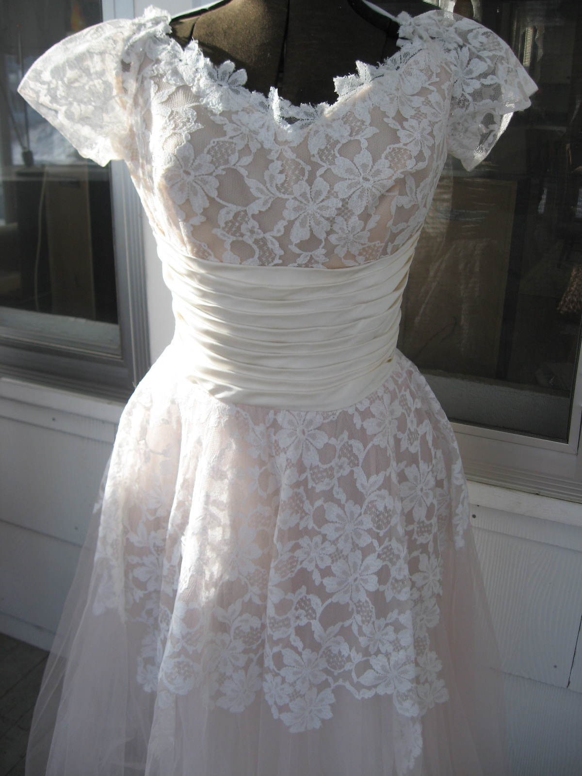 a 1950s wedding dress!