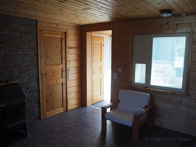 lingonberryhouse, saunahuoneen sisustus, decoration, sauna, fireplace