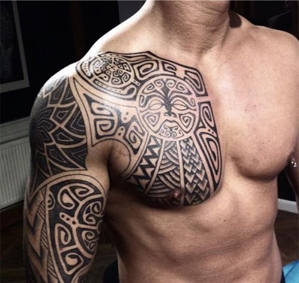 tribal_tatuagem_no_peito