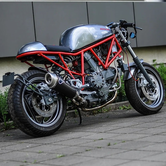 Ducati 750S By Clutch & Brake Garage