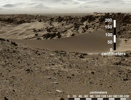 Foto Terbaru Curiosity Menunjukan Langit Mars Berawan