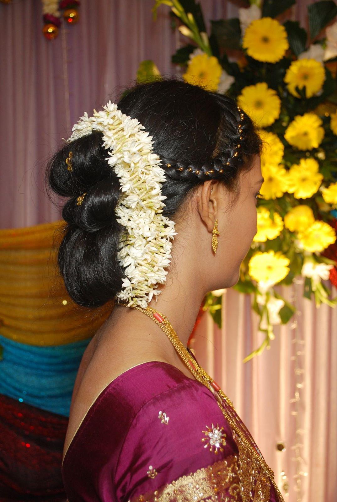 Beautiful Indian Girls: Indian traditional bridal 
