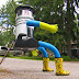 HITCHBOT, EL ROBOT QUE RECORRIO CANADA A DEDO LLEGO A LA ARGENTINA:YA SE LO GARCHARON EN LA RUTA 2.