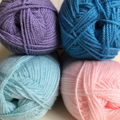 Painbox yarns in pastel