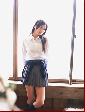 SlickDog-Yumi_schoolgirl_38