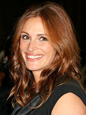 julia roberts hair under arms. julia roberts dresses