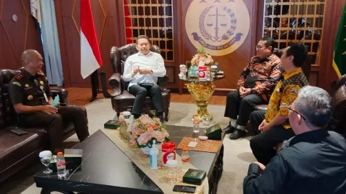 Jaksa Agung ST Burhanuddin Meminta SMSI Kawal Kinerja Jaksa