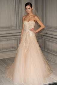 novias de beige