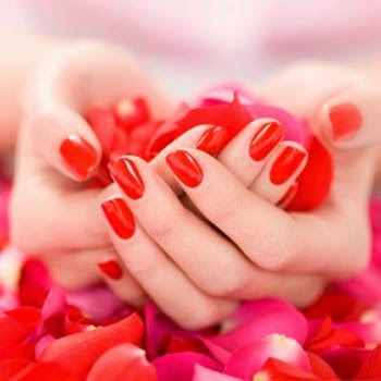How to Color fingernails