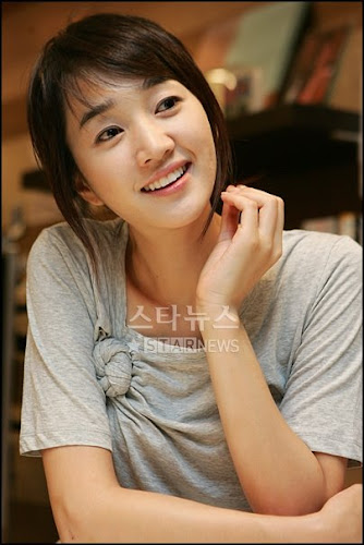 Foto Soo Ae Artis Korea Cantik