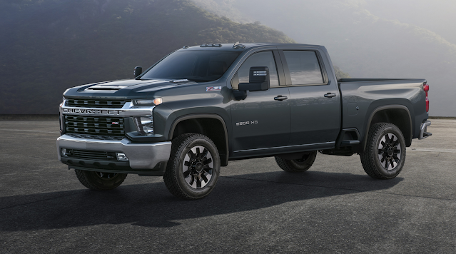 Chevrolet Silverado 6.6 L / AutosMk