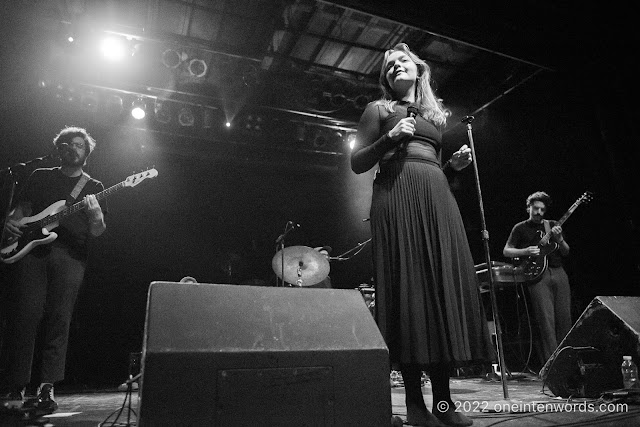 Dizzy at The Phoenix Concert Theatre on August 2, 2022 Photo by John Ordean at One In Ten Words oneintenwords.com toronto indie alternative live music blog concert photography pictures photos nikon d750 camera yyz photographer