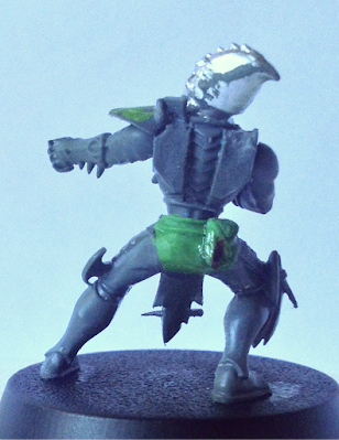 Kitbashed Blood Bowl Dark Elf Lineman butt sculpting