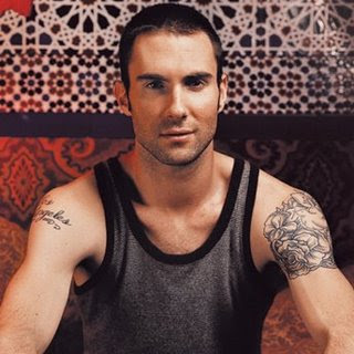 Adam Levine Fashion and Hairstyle