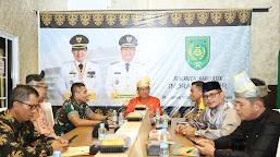  Bersama Bupati Kesbangpol Inhil Mengikuti Rakor Percepatan Penandatanganan NPHD 2024 Se - Provinsi Riau