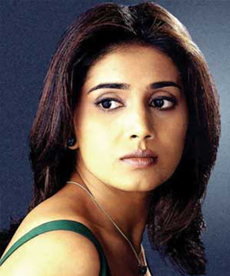 Sonali Kulkarni actress