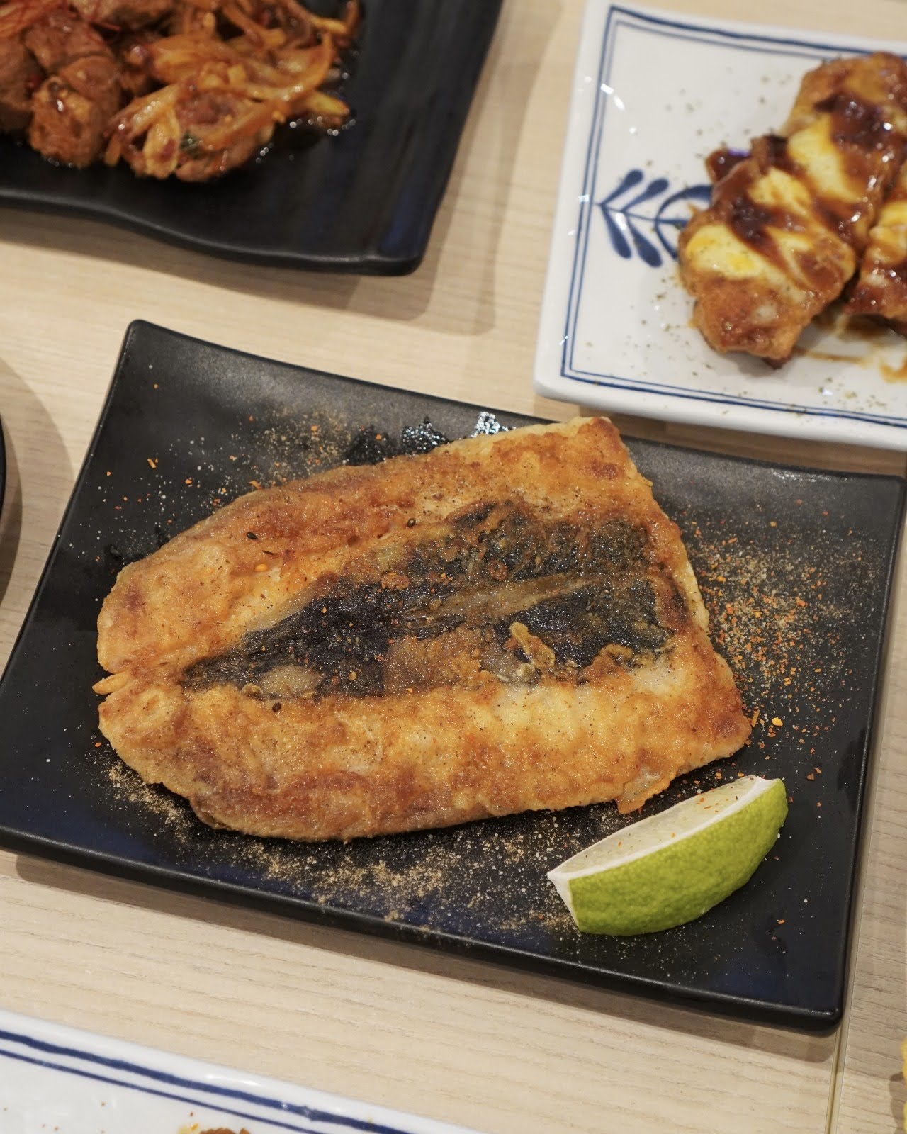 台南東區美食【敲之助 鉄板焼き • 牛丼 • 洋食】平價高CP鐵板燒料理，餐點最低價只要129元！全新推出5款超邪惡鐵板料理｜台南鐵板燒推薦