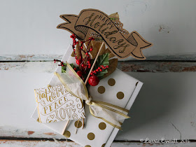 gift wrapping inspiration using wrapping paper scraps | Lorrie Everitt Studio