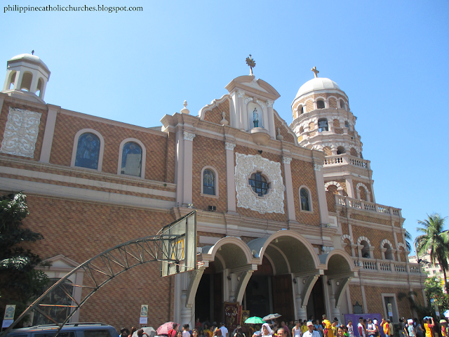 SANTA CRUZ PARISH CHURCH, Manila, Philippines