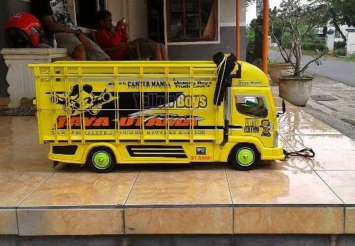 Kerajinan Miniatur  Truk  Malang Info Mobil Truck