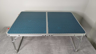 The folding table in its table mode