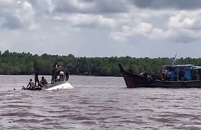 Speed Boat Rute Riau - Kepri, Terbalik dengan Muatan Puluhan Penumpang
