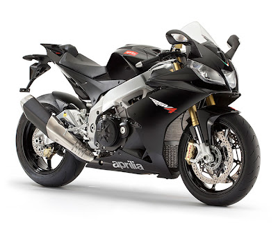 2013 Aprilia RSV4 R APRC