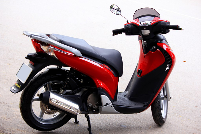 Sơn xe Honda Sh màu đỏ Candy