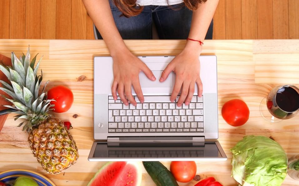 Peluang Usaha Makanan Online yang Menguntungkan