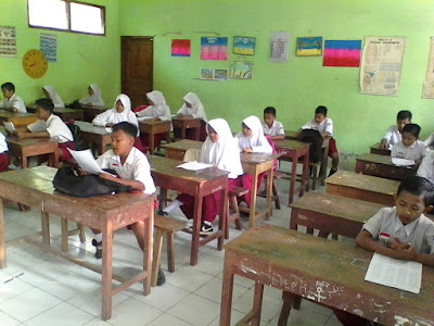 Download Soal dan Kunci Jawaban Siap UAS Pendidikan Agama Islam (PAI) Kelas 2 SD Semester 2