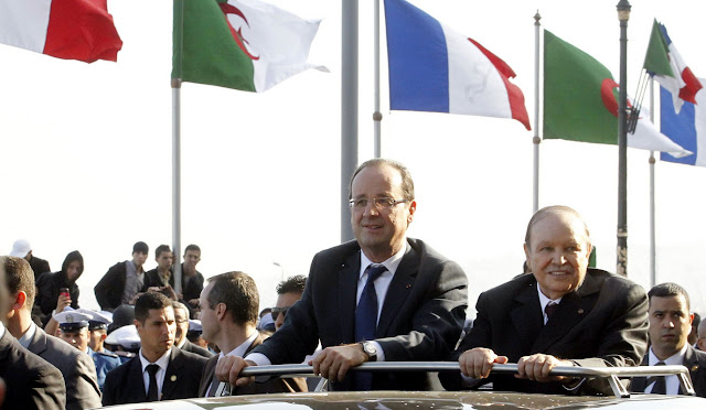 François Hollande & Bouteflika (Alger, Déc. 2012)