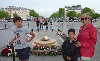 Arco de Triunfo de París, Tumba del Soldado Desconocido.