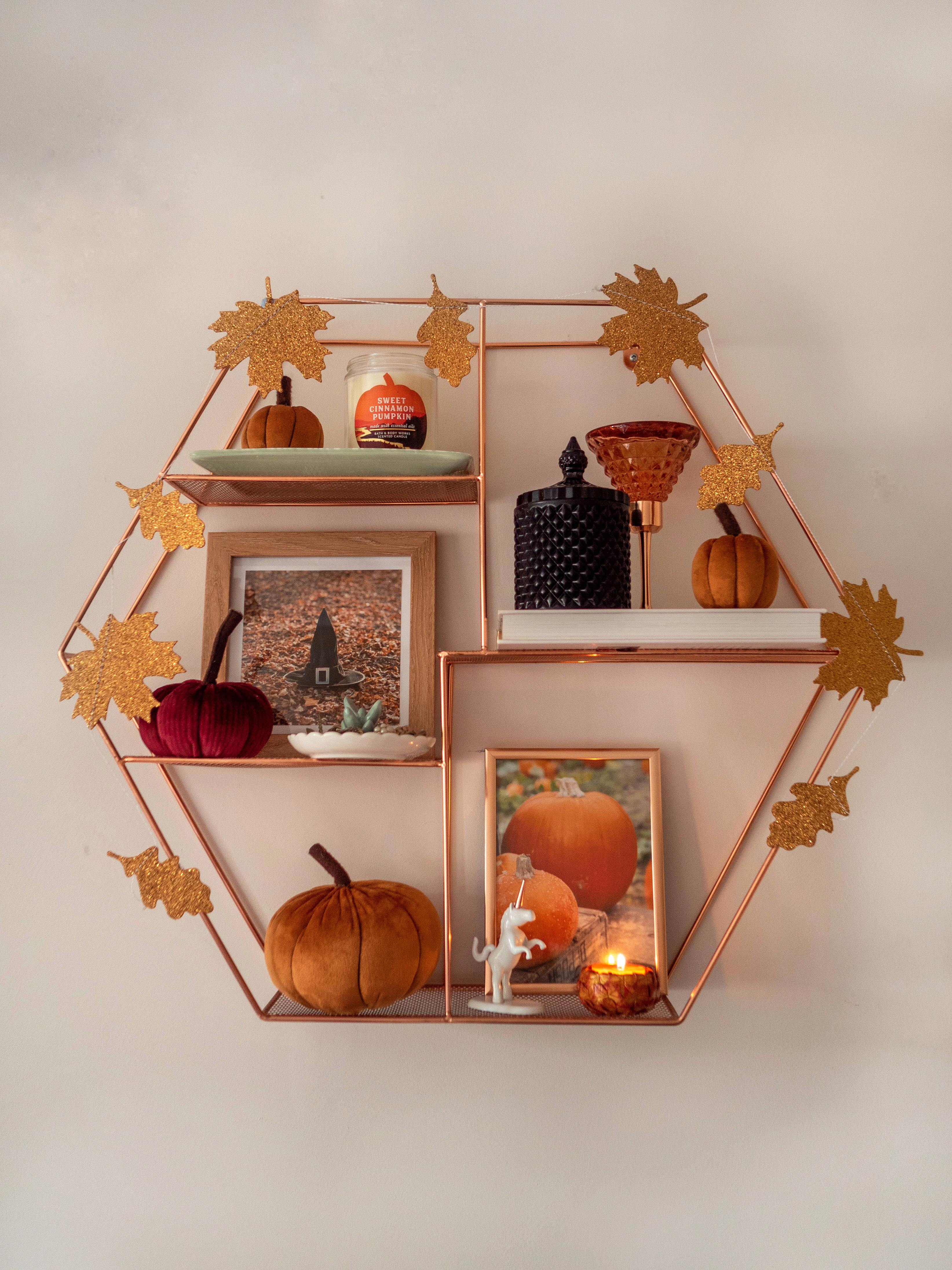 Autumnal Bedroom Decor | Katie Kirk Loves