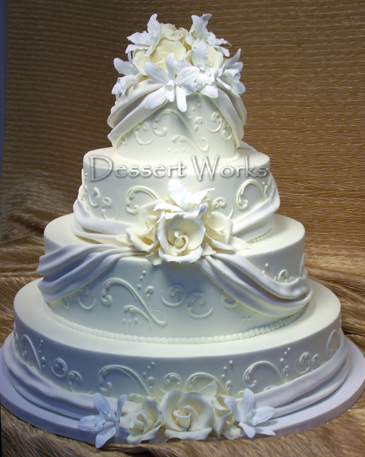 white & ivory wedding cake