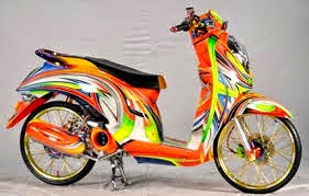 modifikasi motor honda scoopy velg 17 terbaru