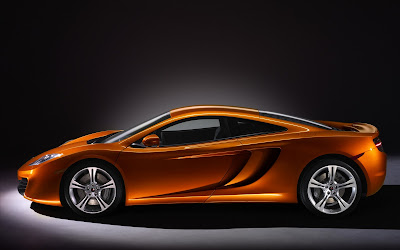 2011 McLaren MP4-12C Wallpaper