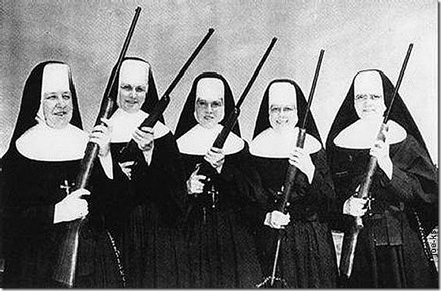 5Armed Sisters_560