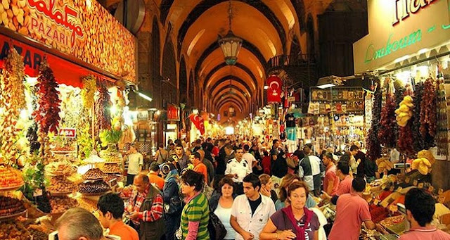 السوق المصري في اسطنبول .. أرخص أسواق اسطنبول بطابع عربي متميِّز
