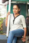 Anajana Deshpande glamorous photos-thumbnail-2