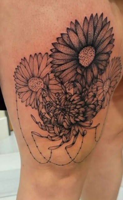 90 tatuagens de crisântemo estilosas para mulheres que amam flores!